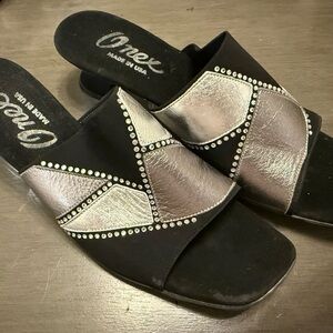 Women’s Size 8 Onex Bell Sandal Slipper Heels Black/Silver With Rhinestones